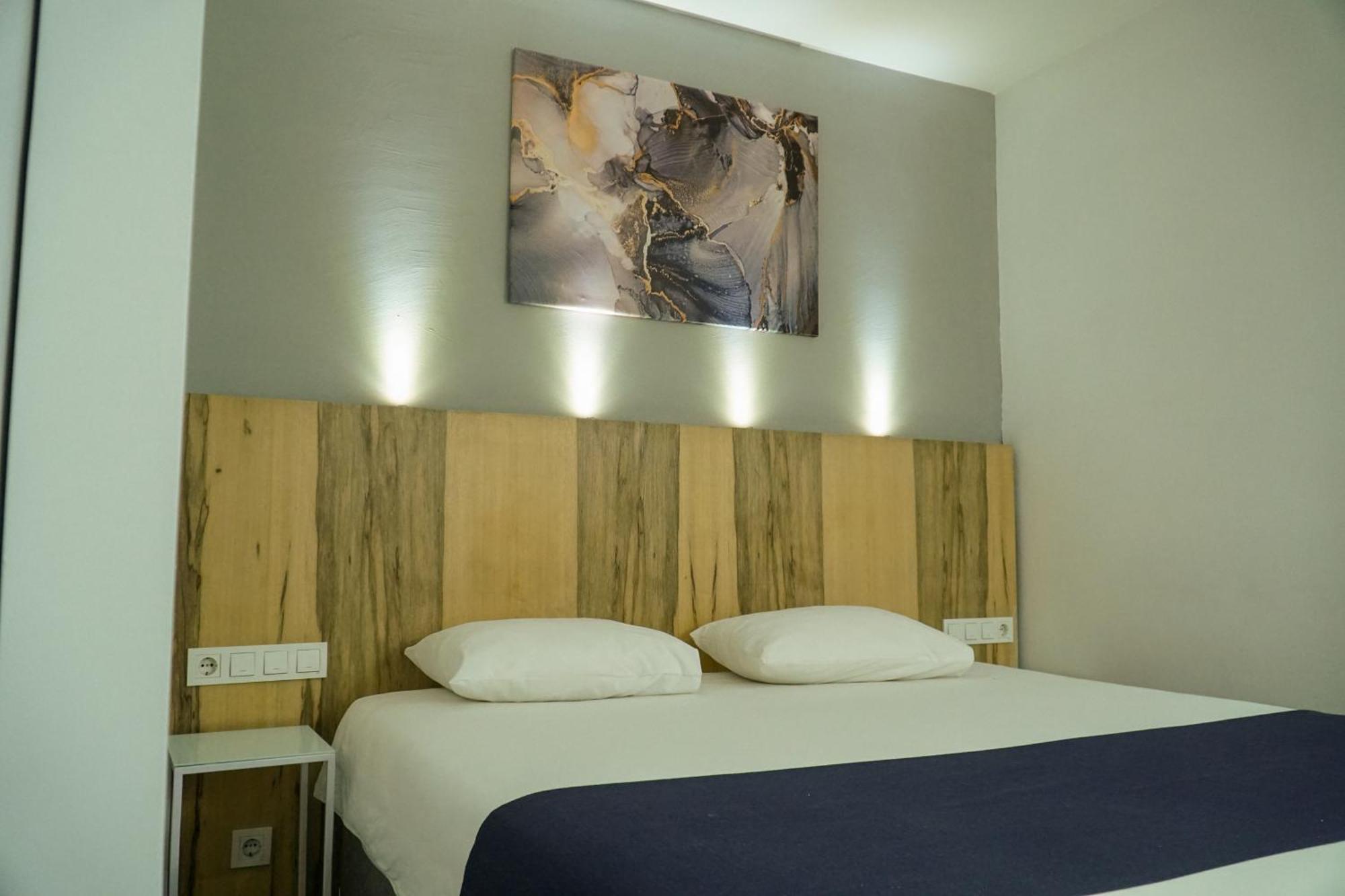 אסקיסהיר En Otel Karaca מראה חיצוני תמונה